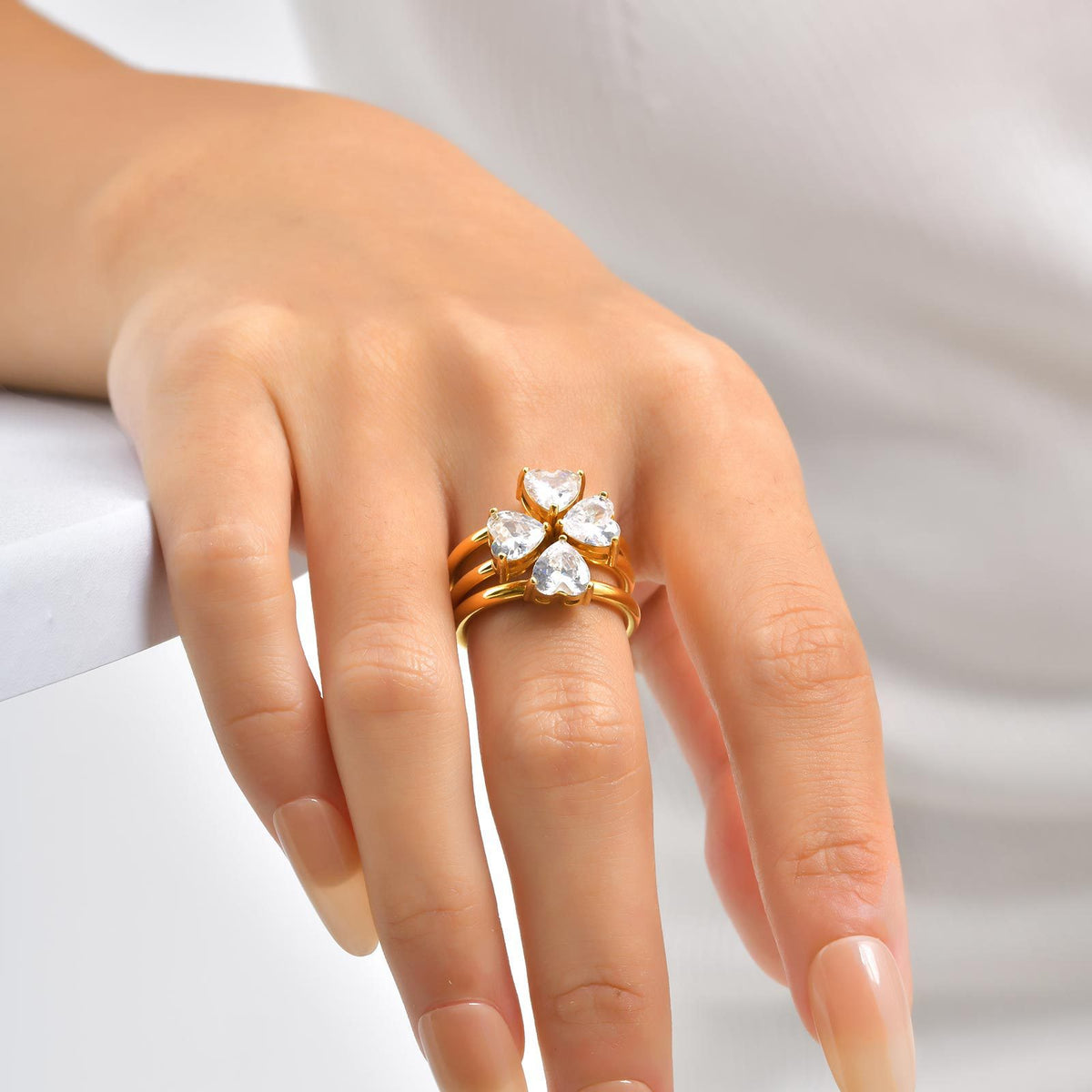 Stainless Steel Design Ring Heart-Shaped Zircon Four-Leaf Flower Opening Three-Piece Ring