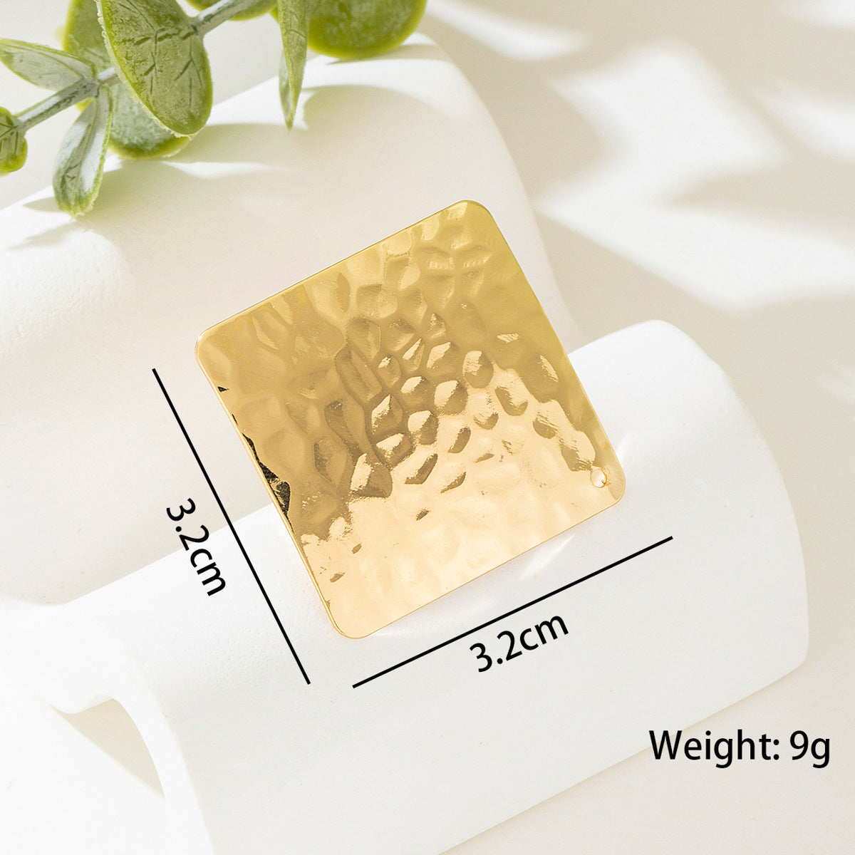 Retro Geometric Metal Ring for Women by Planderful