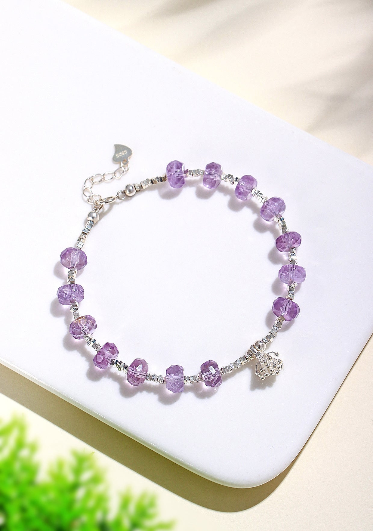 Planderful Fortune's Favor Bracelet – Premium Amethyst Beaded Design