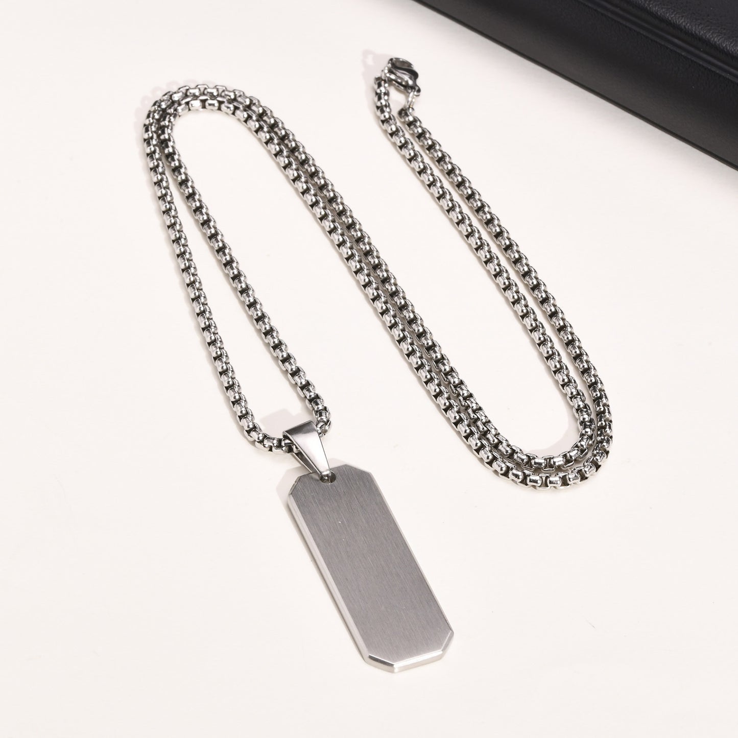 Cross-Border European and American Men's J Simple Tag Pendant