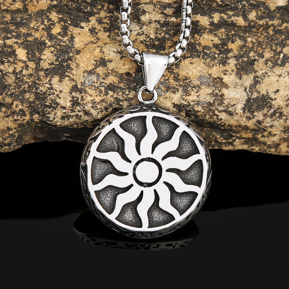 European And American New Retro Sunflower Pendant Necklace
