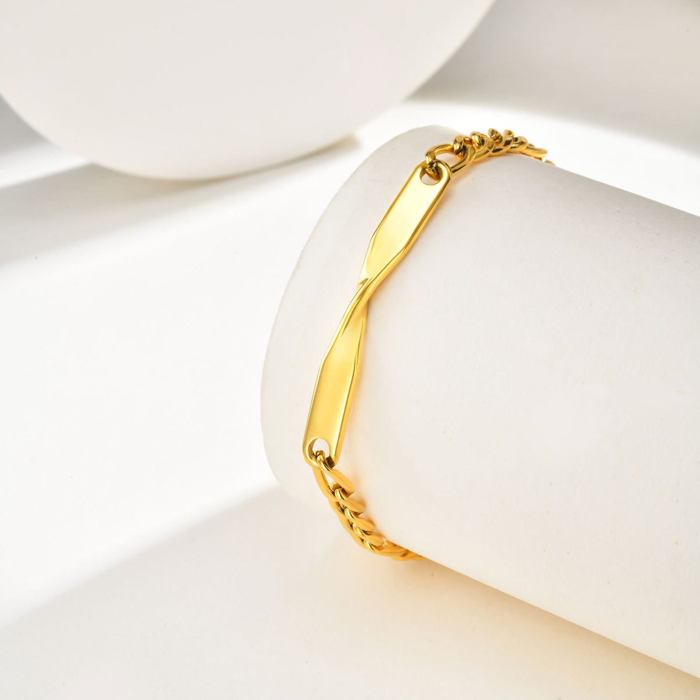 Planderful Gold Steel Mobius Bracelet For Couples Wear