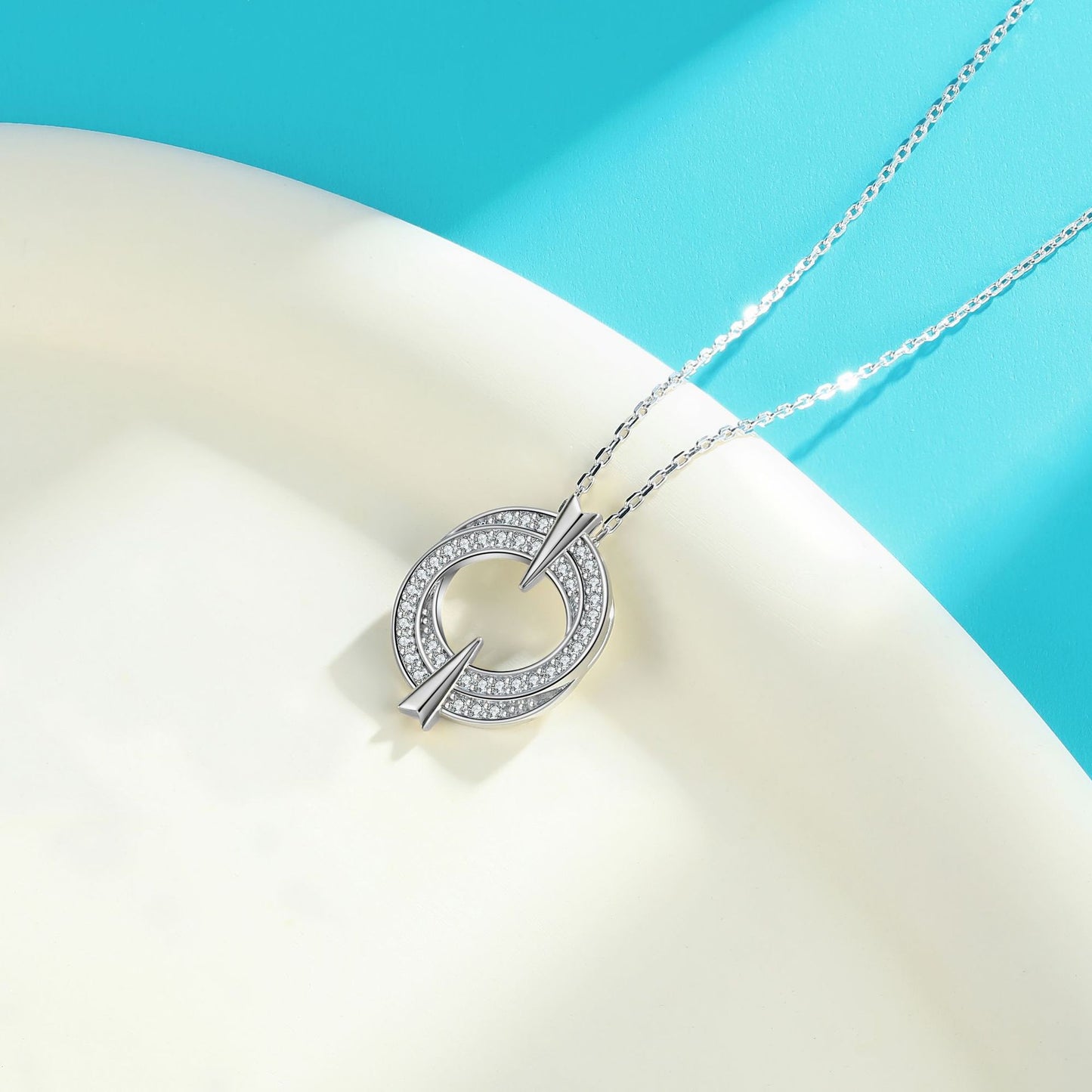 New European And American S925 Sterling Silver Necklace Women's Versatile High-End Double-Ring Round Silver Pendant Design Sense