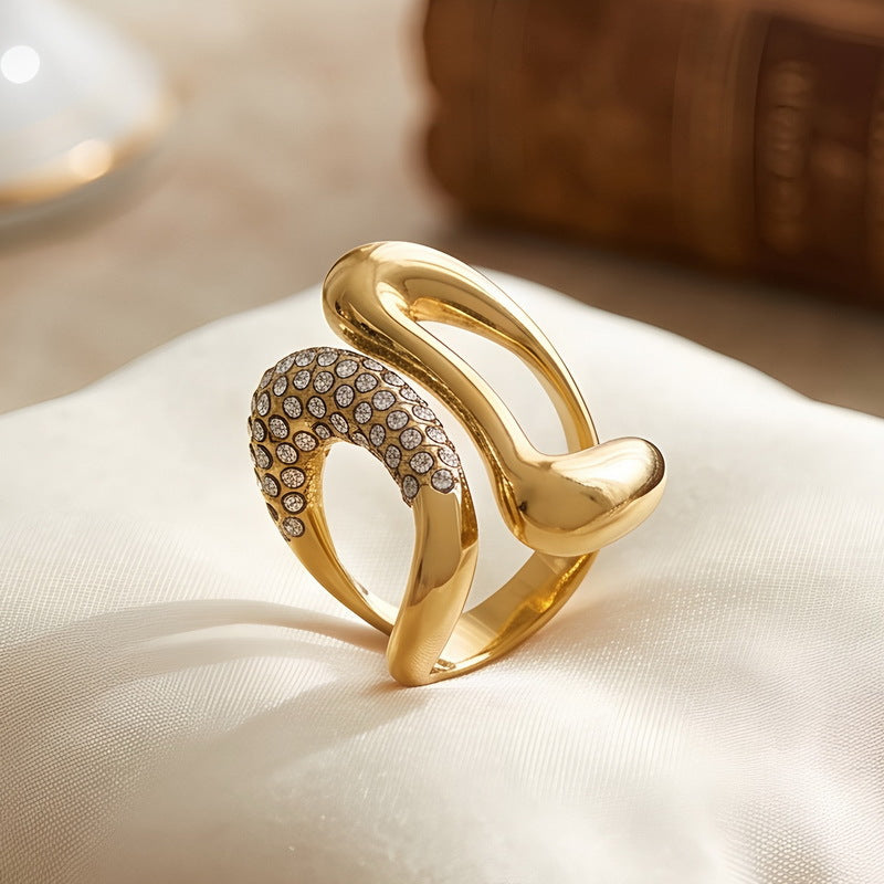 Hip Hop Double Twisted Hollow Zircon Ring French Niche Design Curve Stainless Steel