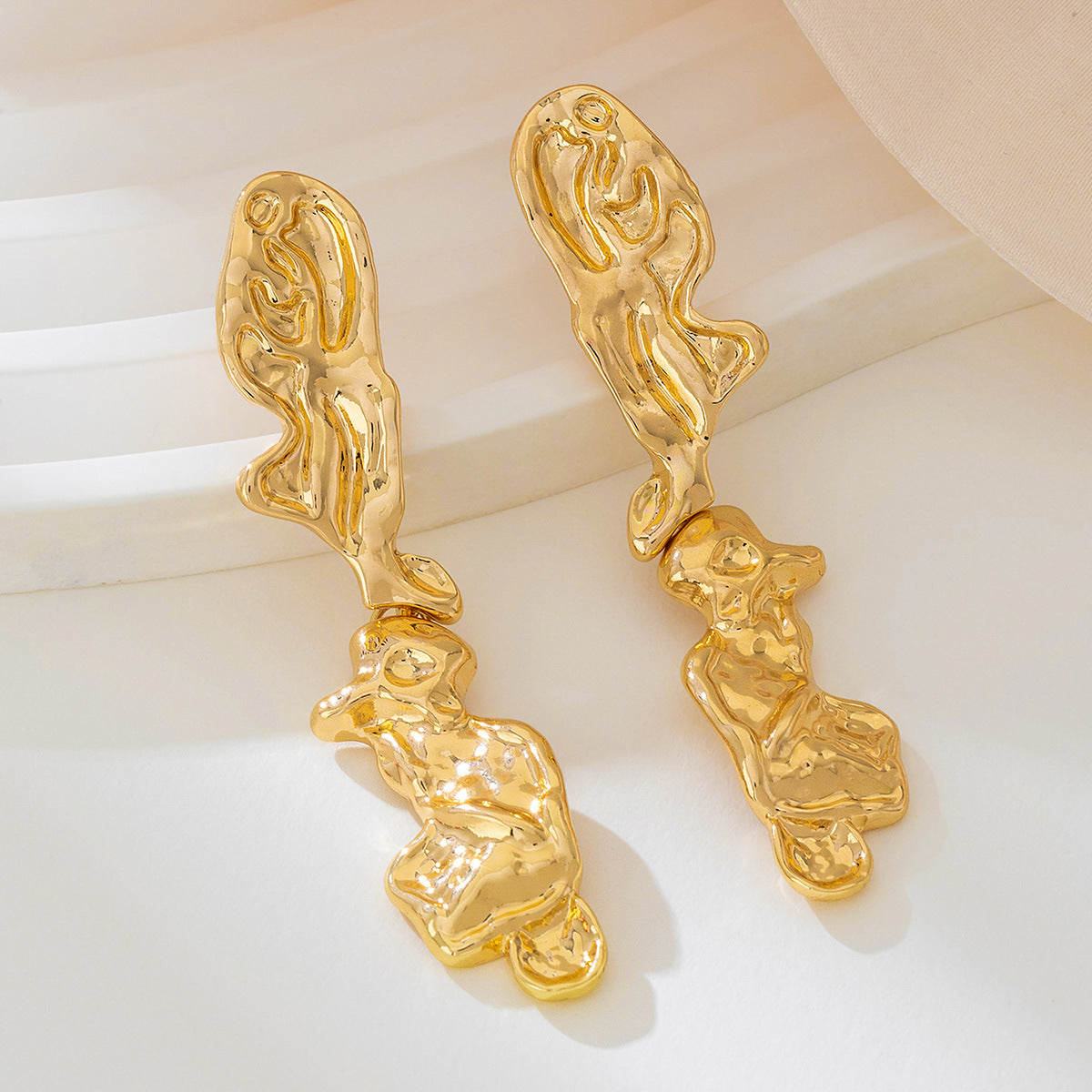 Planderful Vienna Verve Earrings – Exquisite Fashion Metal Leopard Print Design