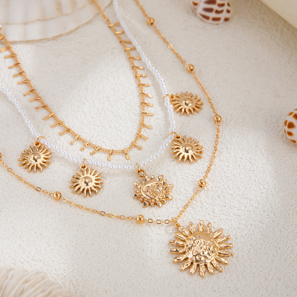 Planderful Vienna Verve Necklace – Unique Ethnic Imitation Pearl Design