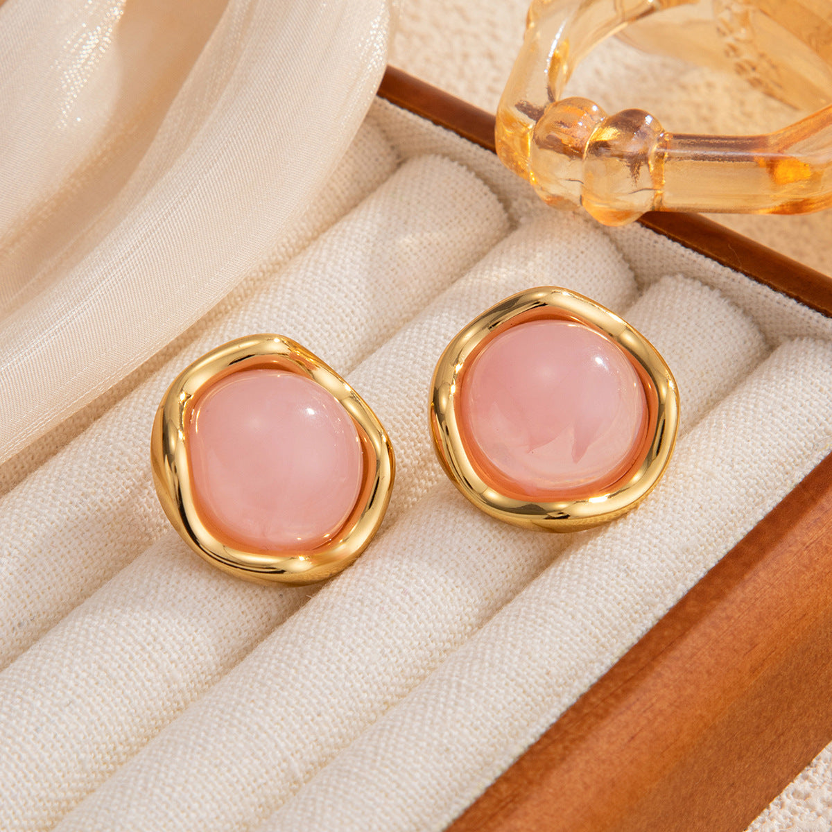 Planderful Elegant Versatile Stainless Steel Stud Earrings With Gold Edge And Wavy Round Look For Everyday Women