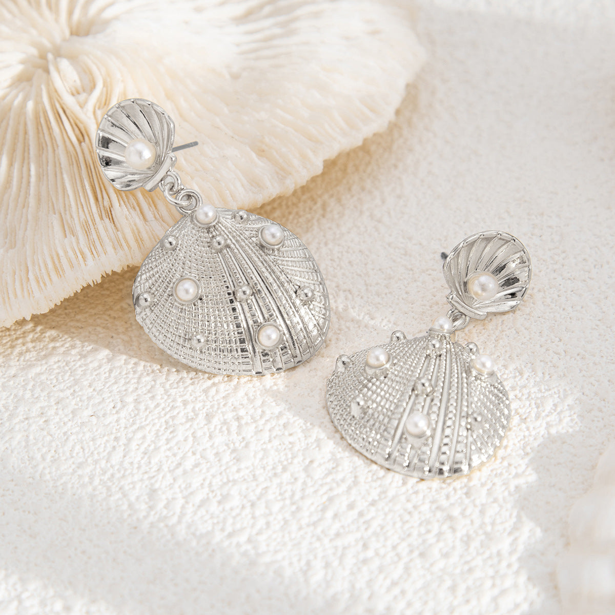 Planderful Vienna Verve Earrings – Pastoral Beach-Inspired Design