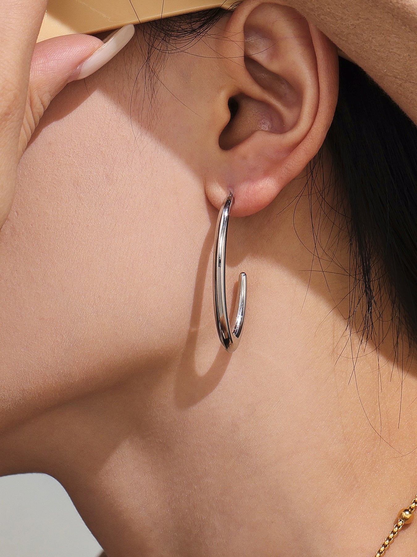 Planderful Minimalist C Shaped Earrings 18K Gold For Women