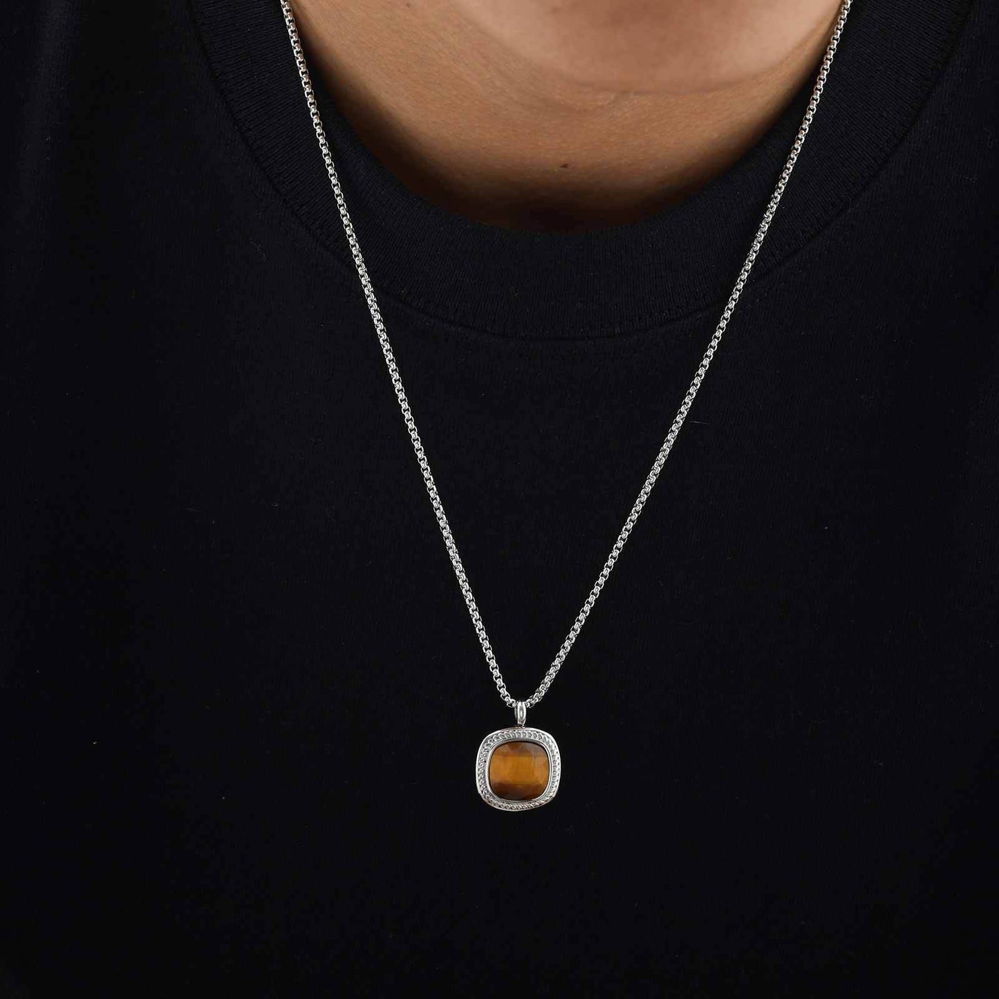 Planderful Titanium Steel Square Pendant for Men Versatile