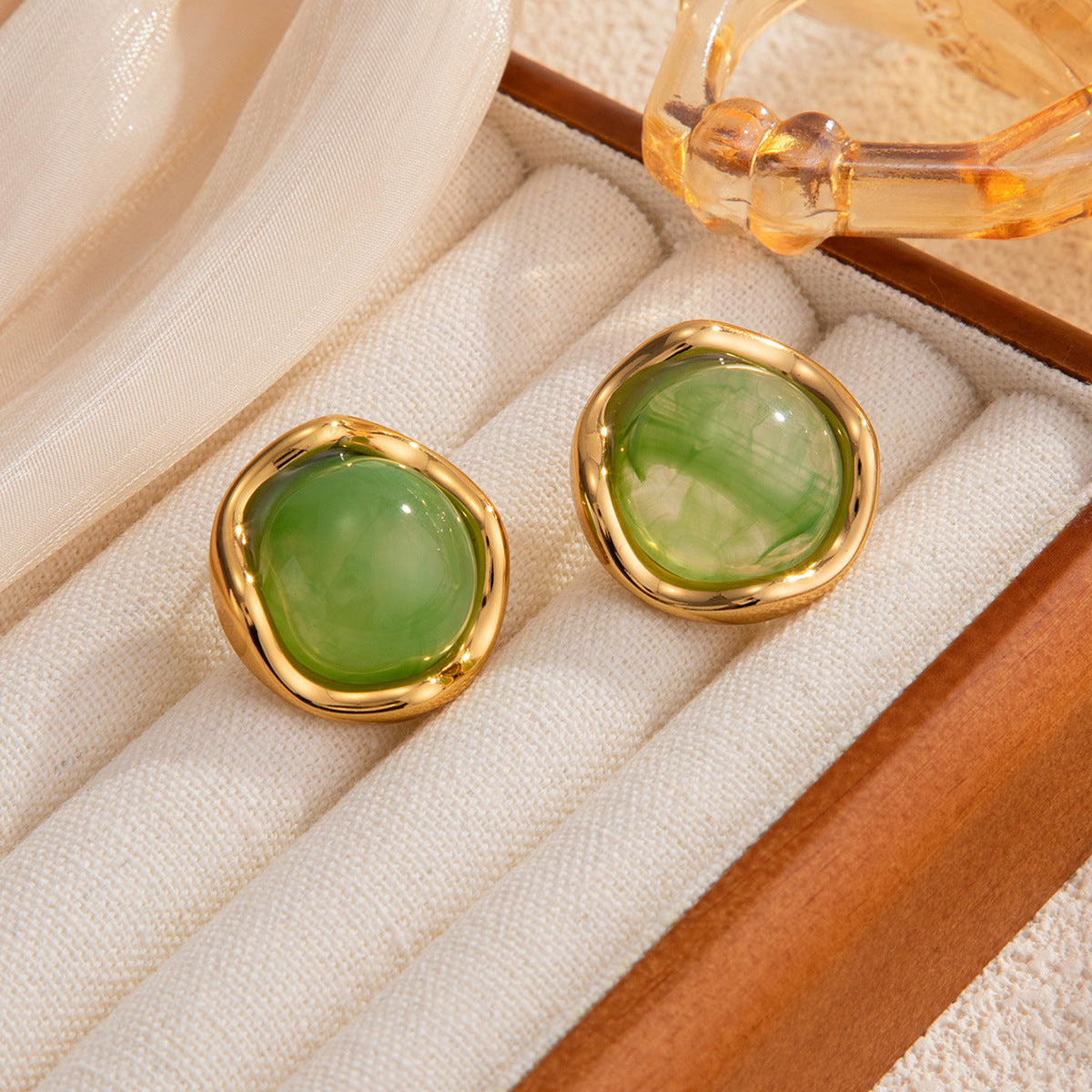 Planderful Elegant Versatile Stainless Steel Stud Earrings With Gold Edge And Wavy Round Look For Everyday Women