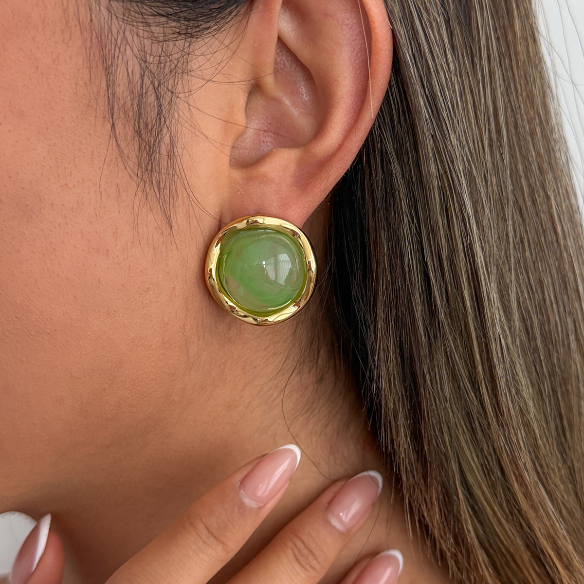 Planderful Elegant Versatile Stainless Steel Stud Earrings With Gold Edge And Wavy Round Look For Everyday Women