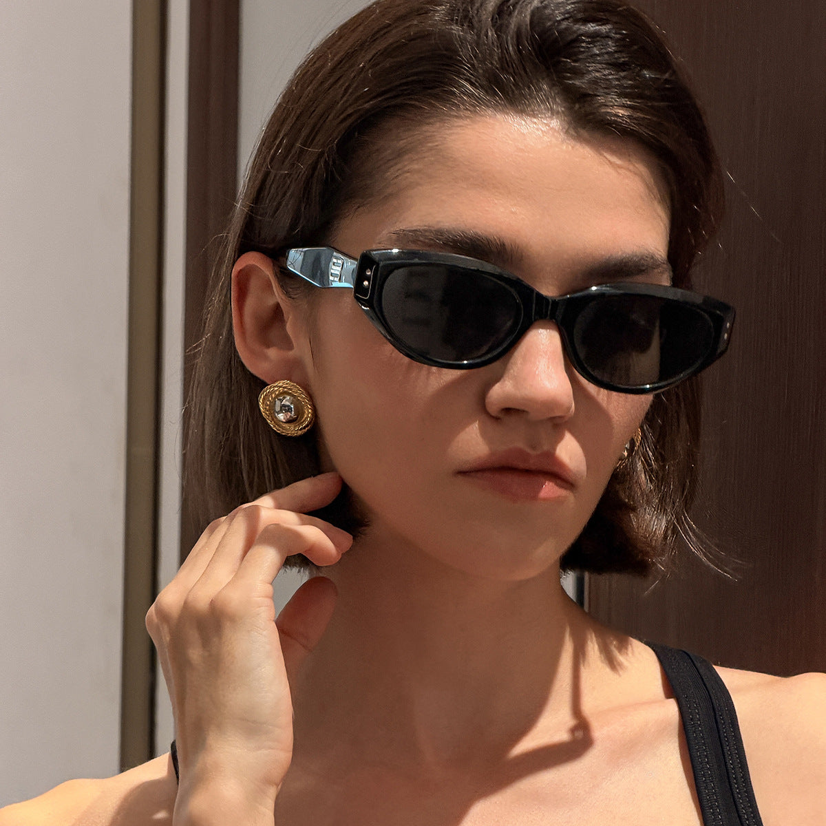 Planderful Vienna Verve Stainless Steel Stud Earrings For Women Textured Oval Beaten Texture
