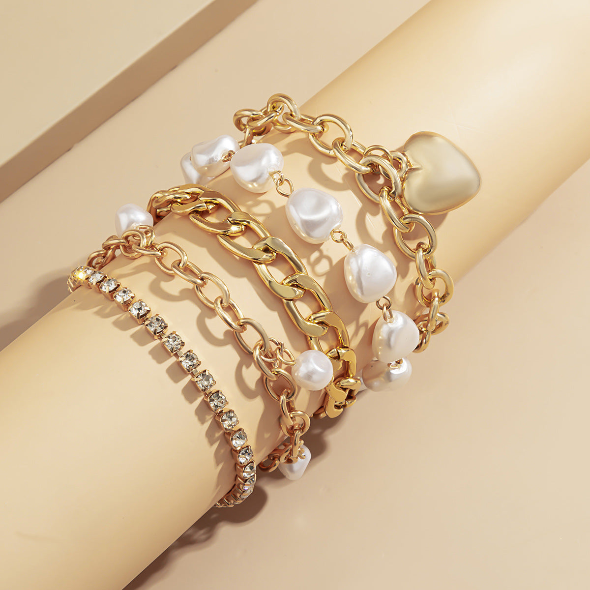 Planderful Vienna Verve Retro Heart Claw Chain Zircon Bracelet Set For Women With Fringed Pearl Accents