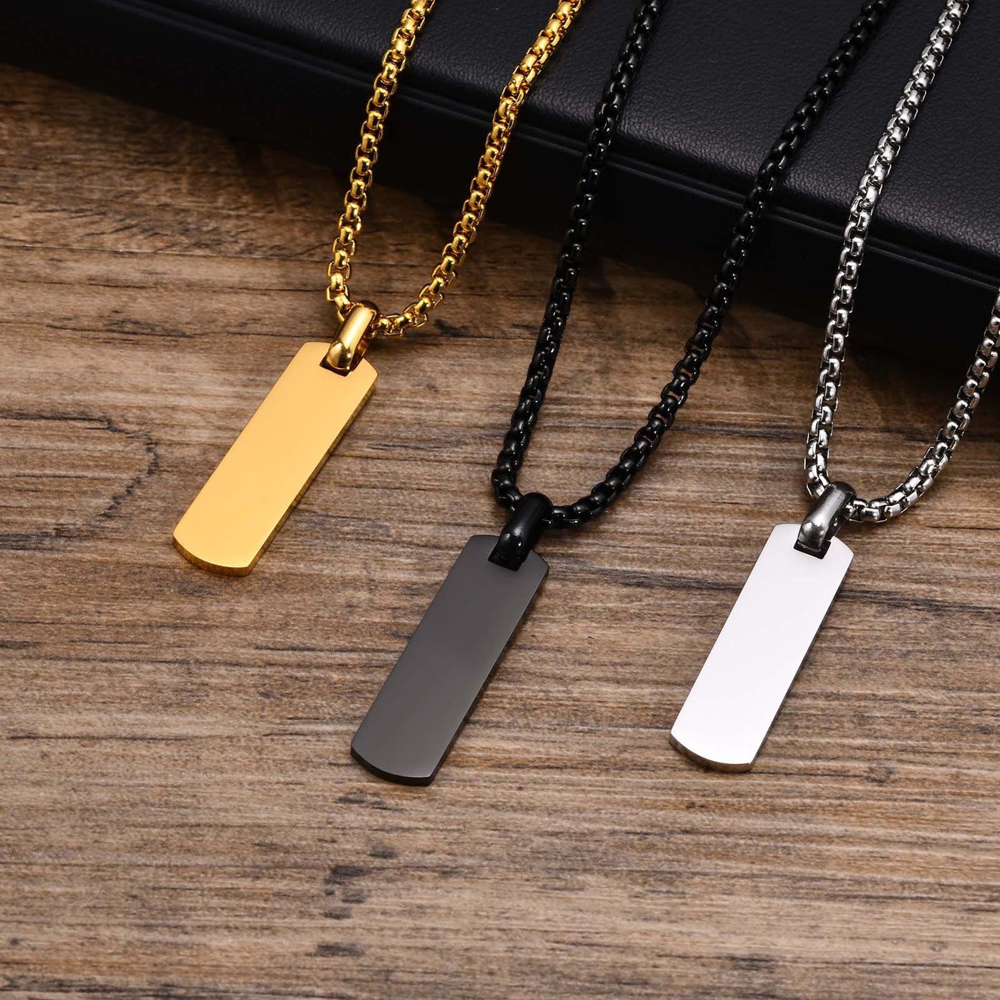 Stainless Steel Glossy Tag Black Pendant Necklace for Men