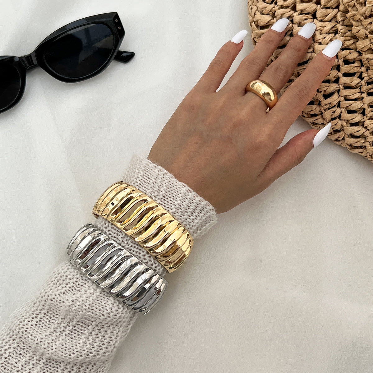 Planderful Vienna Verve Bracelet – Stylish Knotted Design