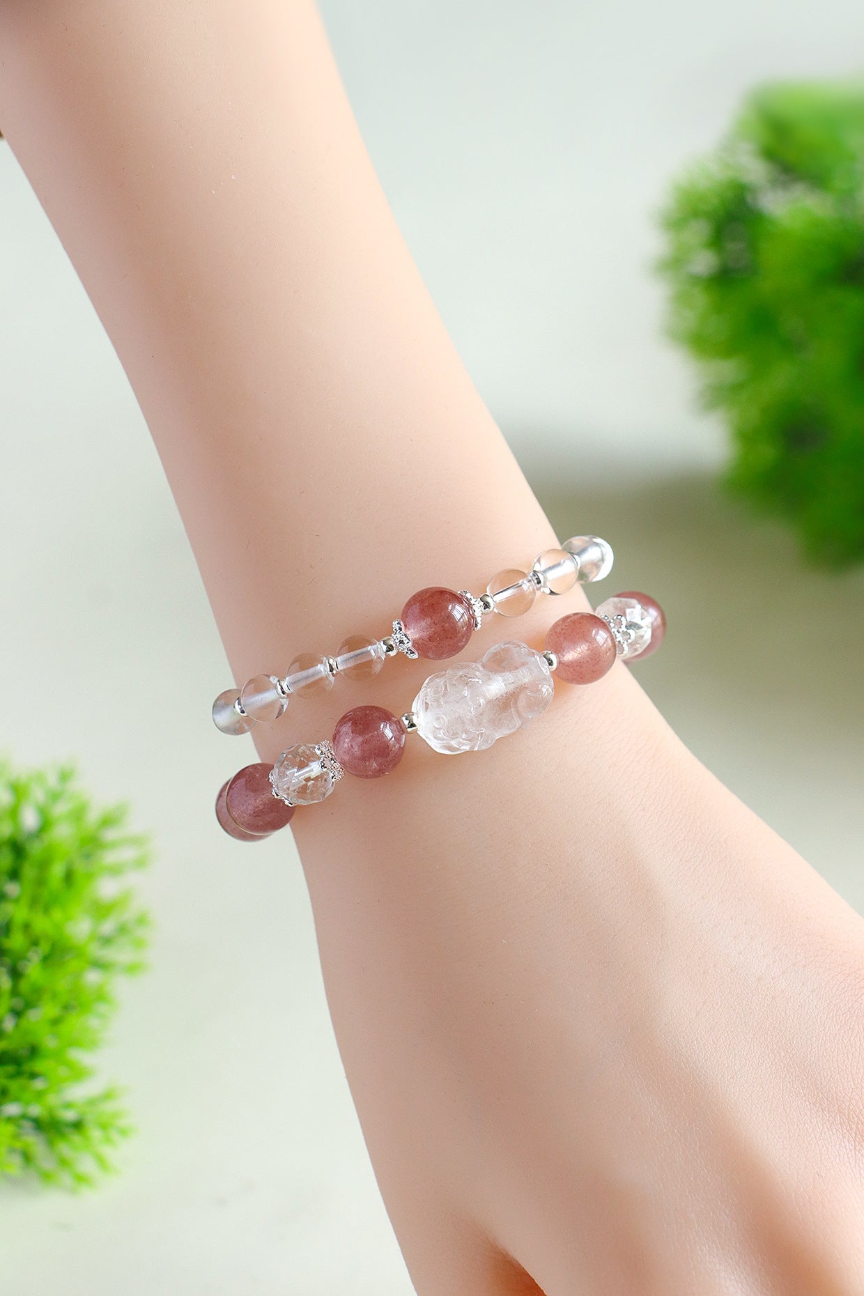 Planderful Fortune's Favor Bracelet – Fresh and Sweet Crystal Stacked Design
