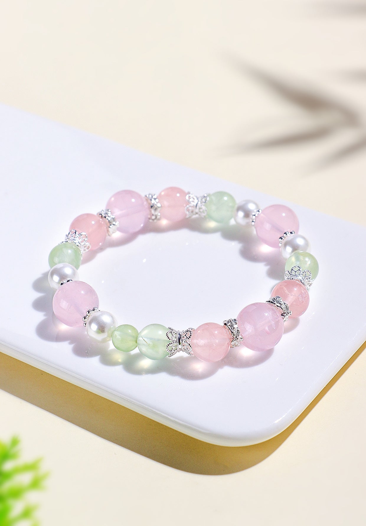 Planderful Fortune's Favor Bracelet – Fresh and Sweet Cherry Blossom Design