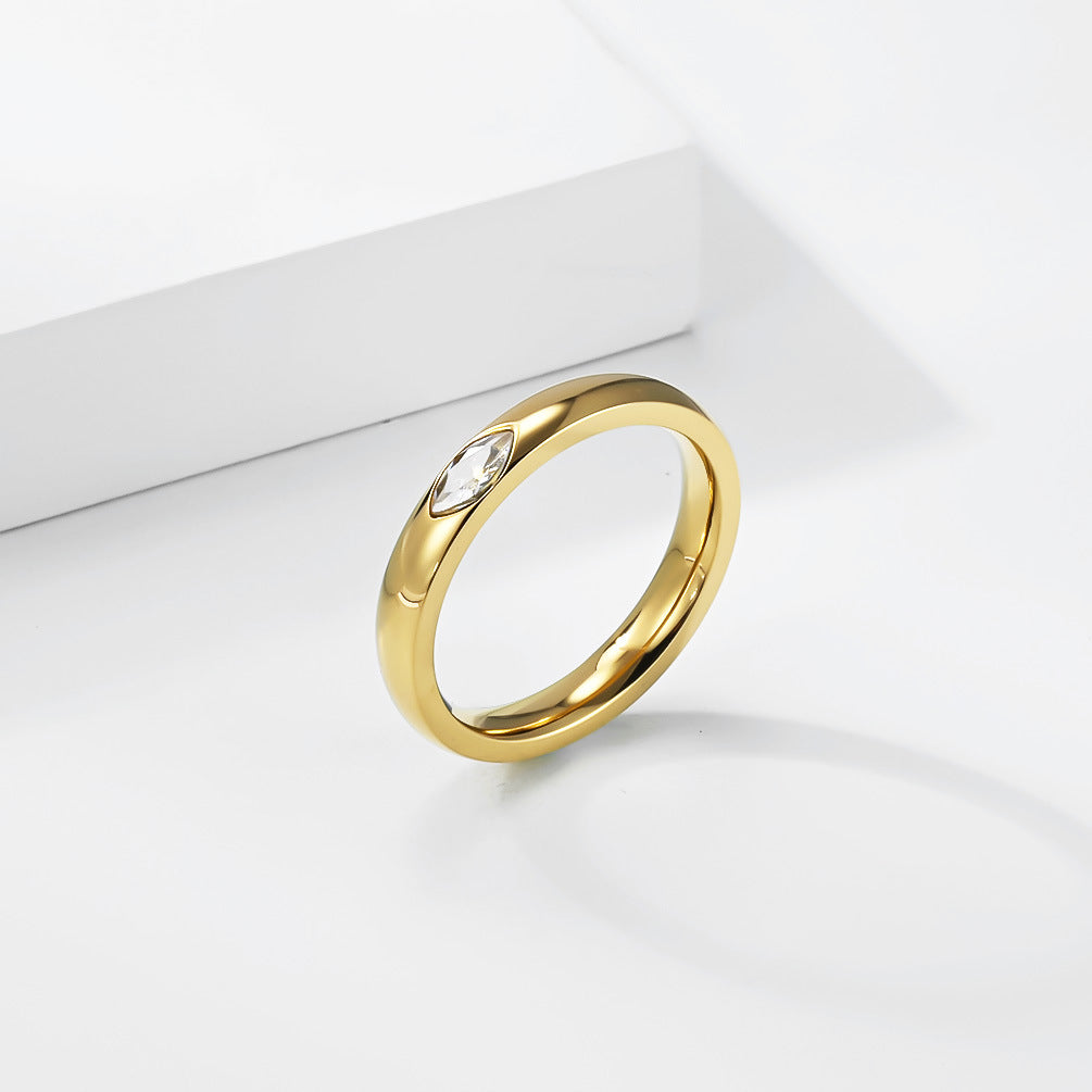 Zircon Ring – Elegant Gold Plated Steel Ring