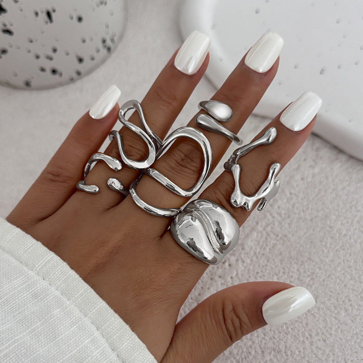 Planderful Vienna Verve Exaggerated Cross Thread Ring For Retro Geometric Statement Jewelry Unisex