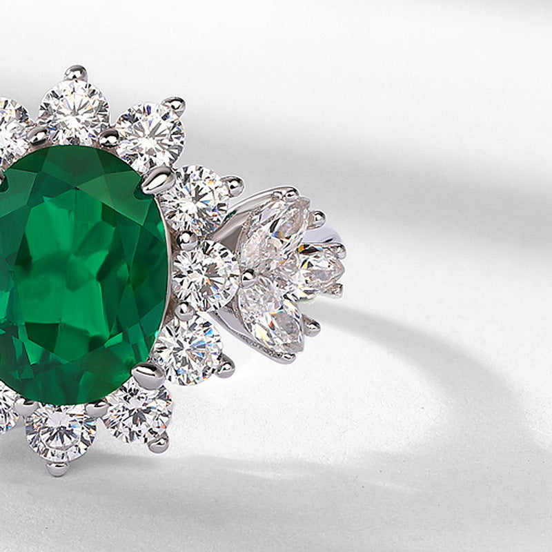 Planderful Classic Lab-Grown Emerald Sterling Silver Ring – Style 3