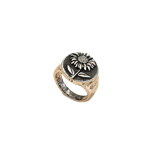 Retro distressed sunflower ringsEuropean and American creative personality rings, niche design sense hand ornaments, jewelry