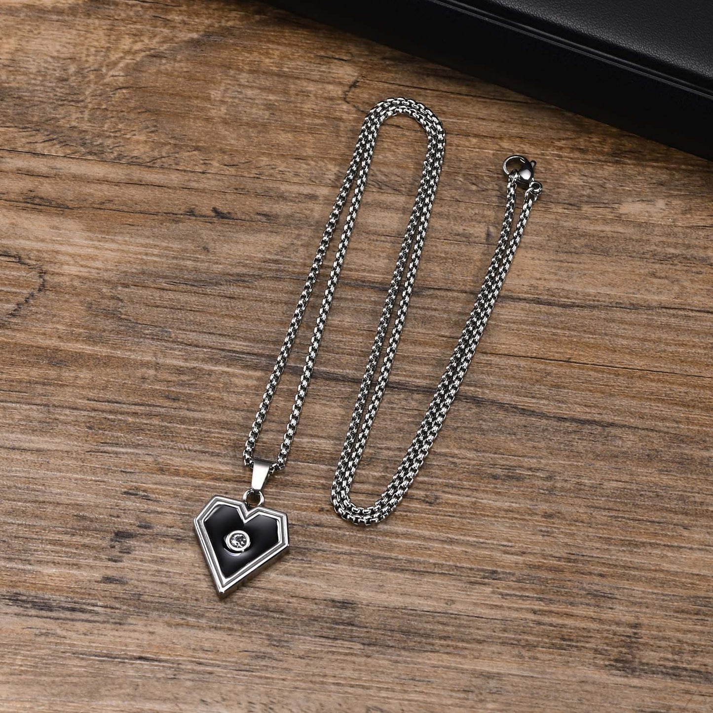 Jewelry Stainless Steel White Rhinestone Heart Pendant Necklace