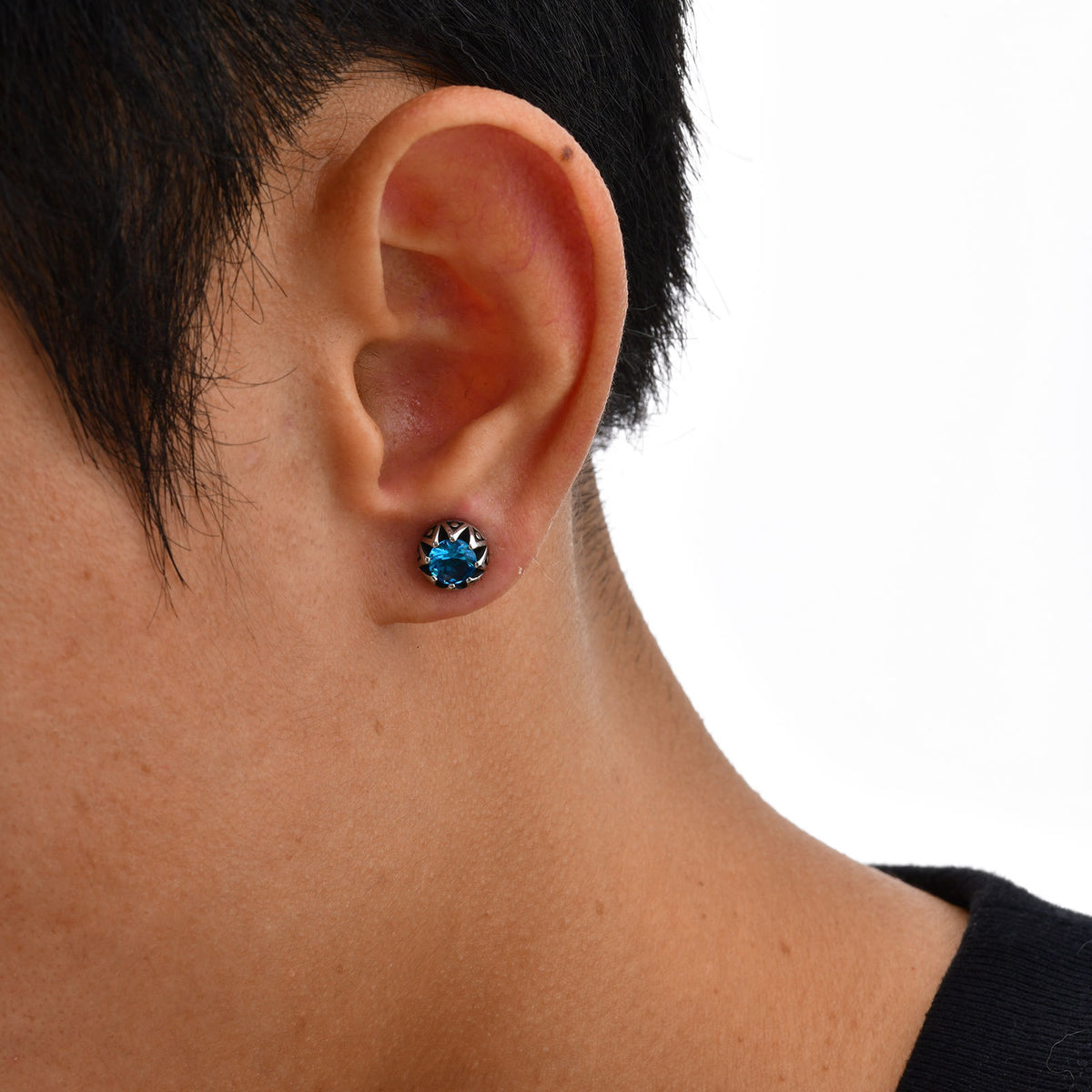 Crown-Set Zircon Single Stud Earring
