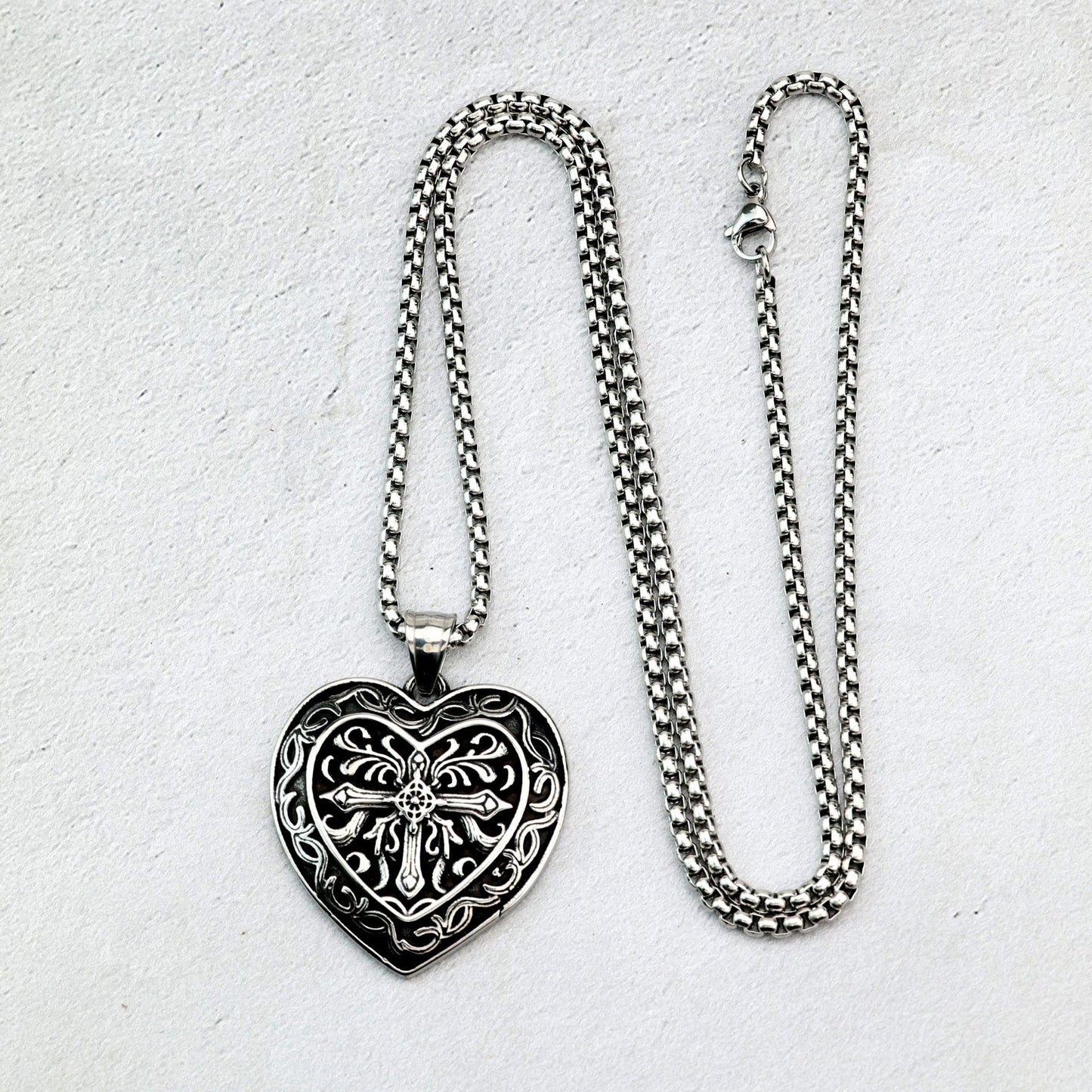 Planderful Retro Spider Cross Pendant Stainless Steel Necklace Unisex For Men And Women