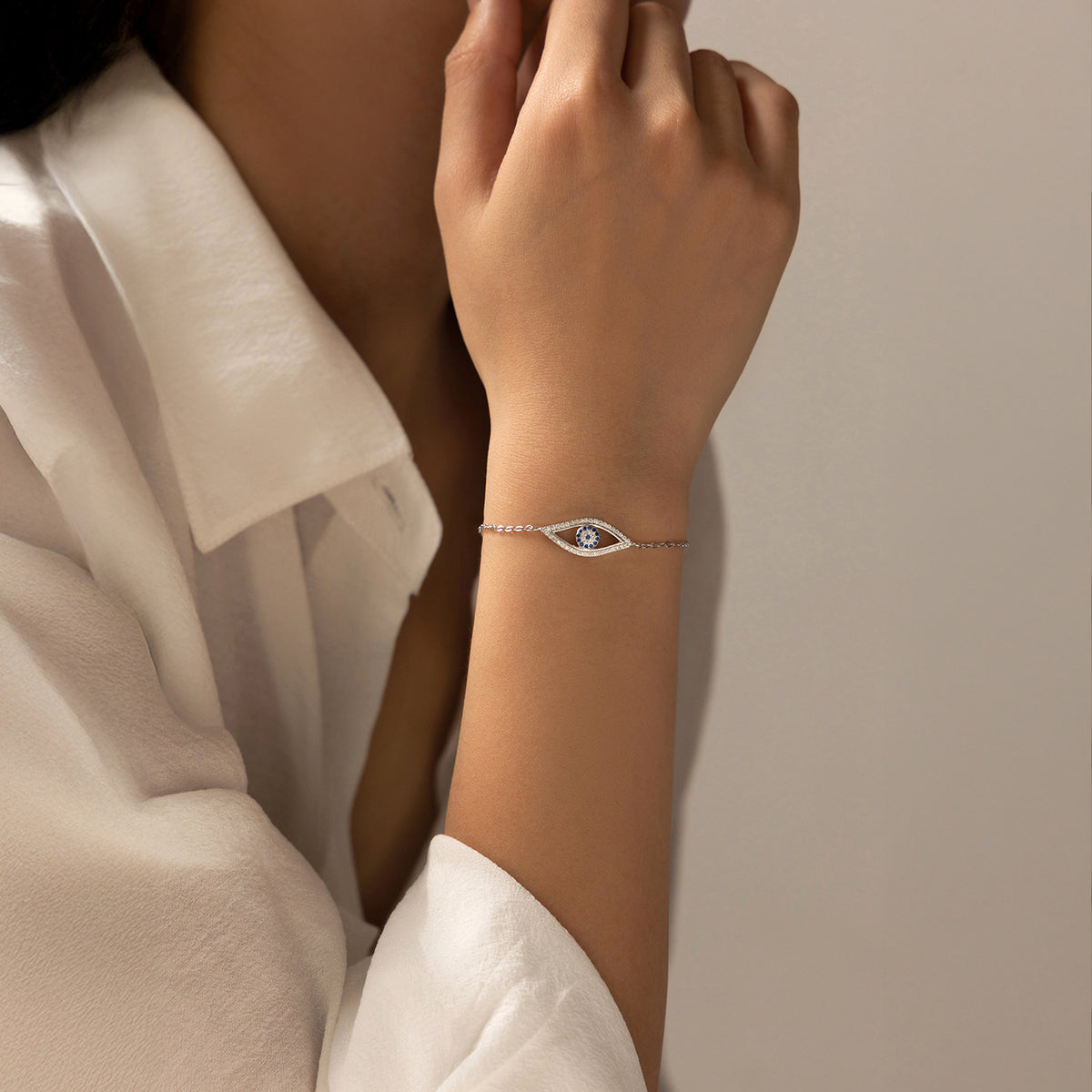 925 Sterling Silver Eye Openwork Zircon Bracelet