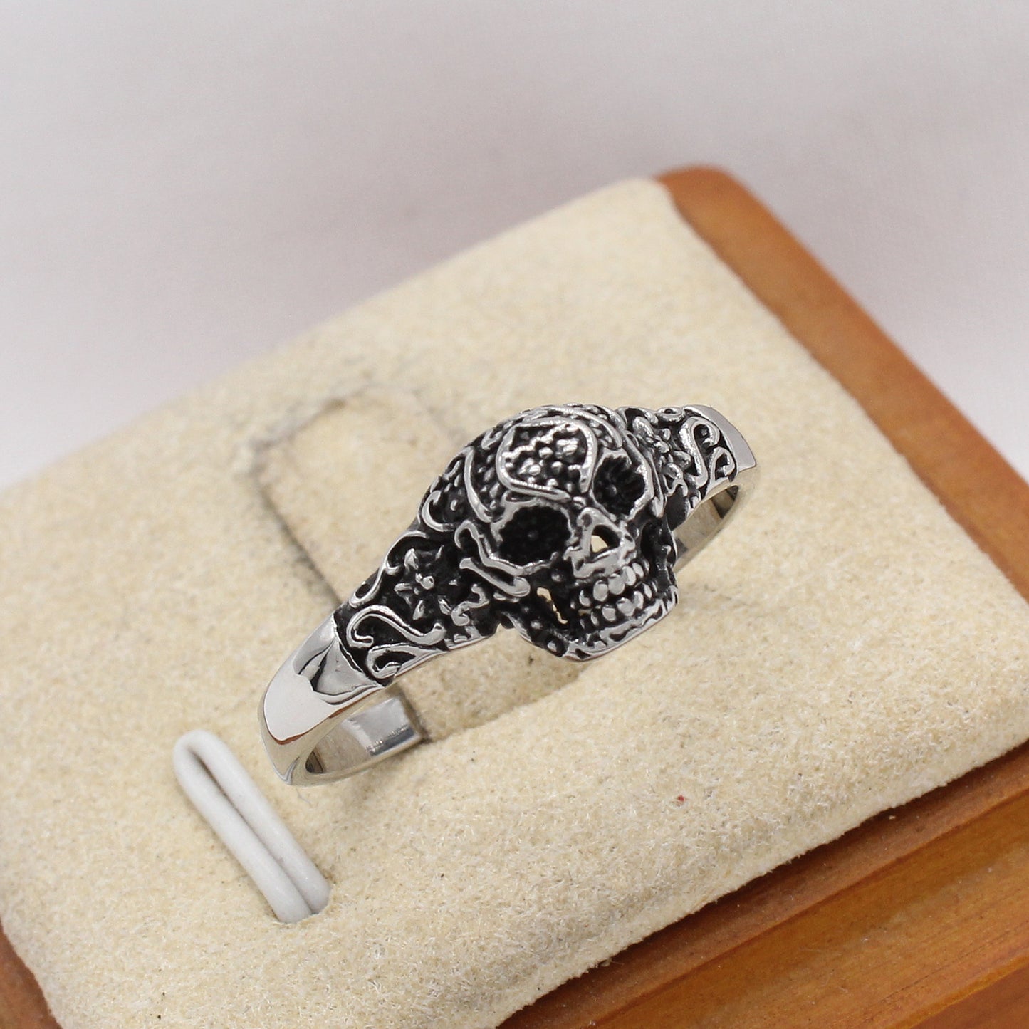 Planderful Jewelry Personalized Vintage Skull Steel Ring For Men And Women Gothic Statement Accessory