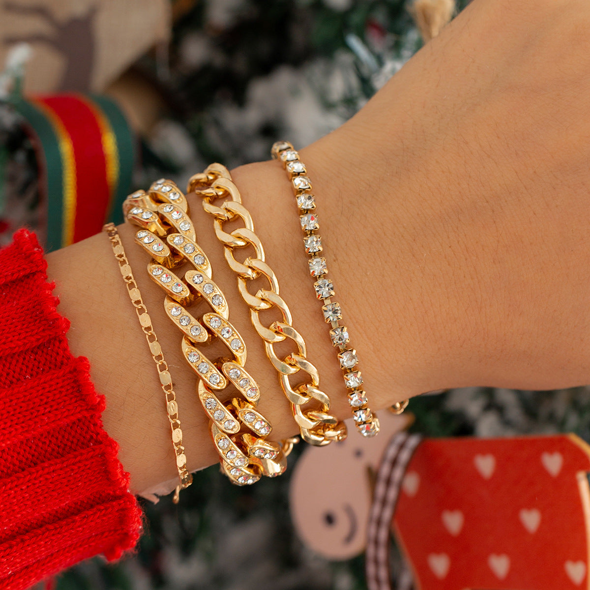 Planderful Vienna Verve Personalized Stackable Bracelet For Trendsetters With Exaggerated Thread Twist Cuban Buckle