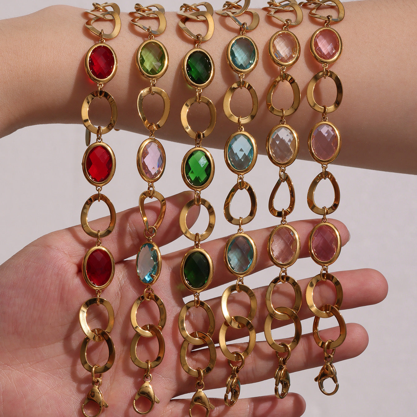 Planderful Interlocking Glass Stone Bracelet Gold Plated