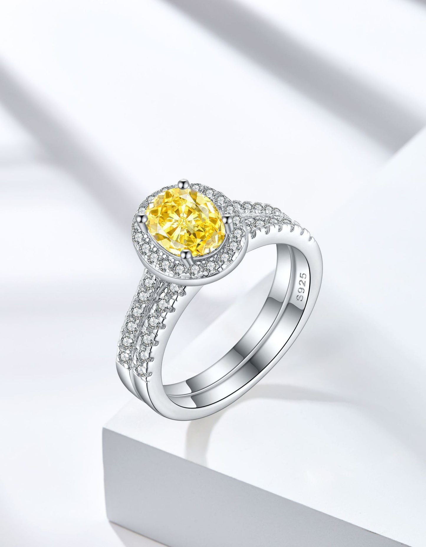 S925 Sterling Silver 1.5ct Flame Ice Flower Cut Oval Ring