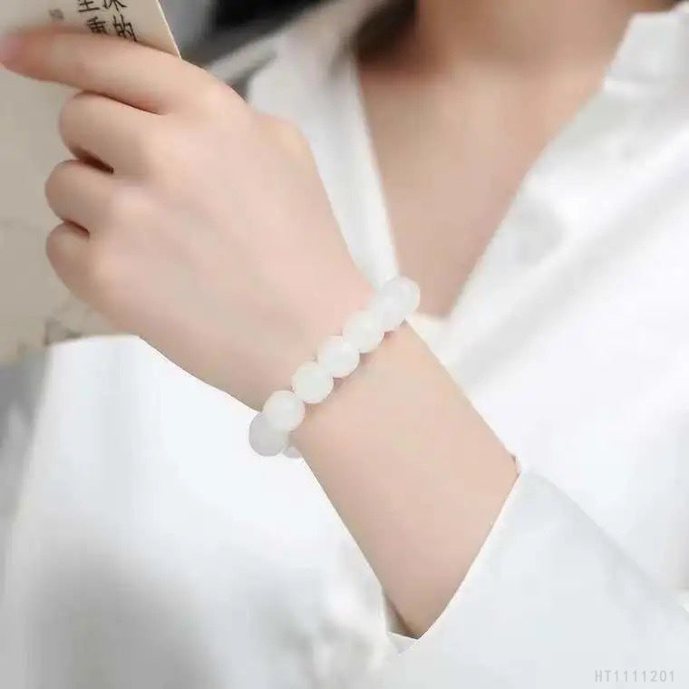 White Hetian Jade 10 mm Vintage Bead Bracelet
