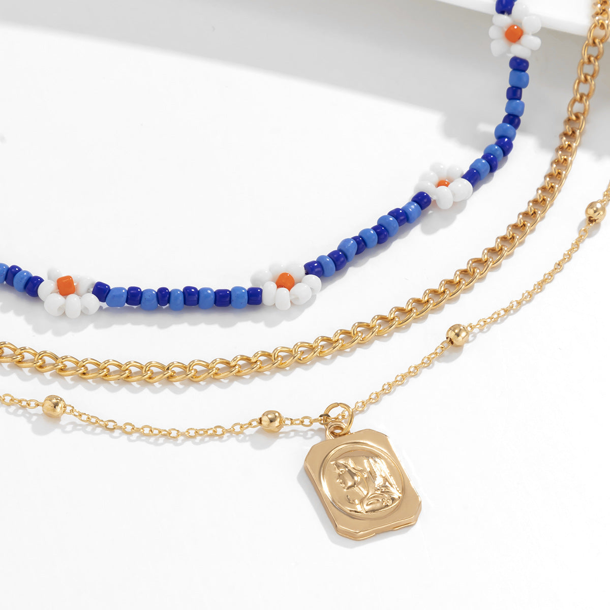 Planderful Vienna Verve Necklace Daisy Mix Portrait Retro Bead Chain For Women Statement Jewelry