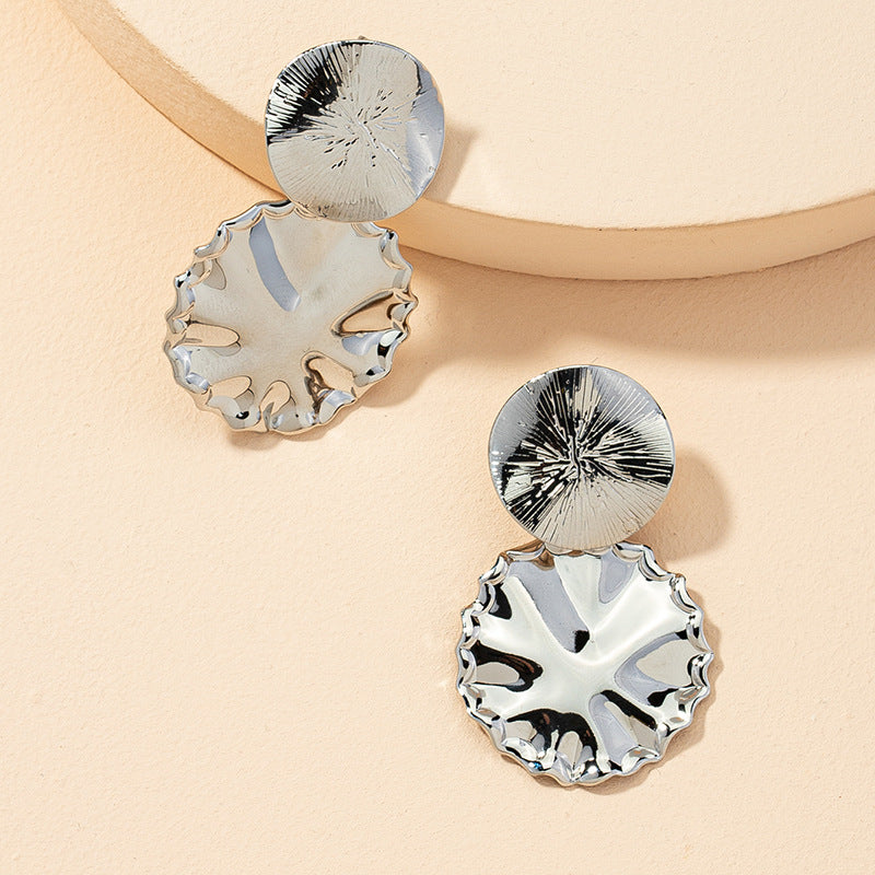 Exaggerated Retro Fashion Metal Earrings - Vienna Verve Collection