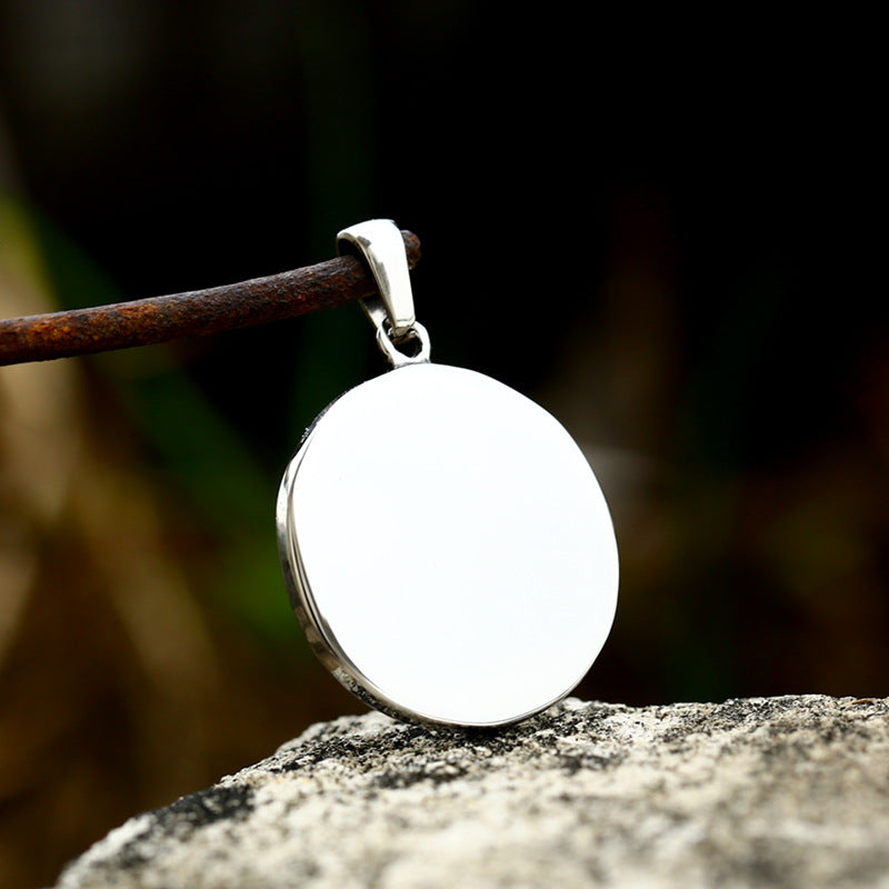 Stainless Steel Retro Crescent Pendant Necklace for Men - Cross-Border Foreign Trade Titanium Steel Accessories