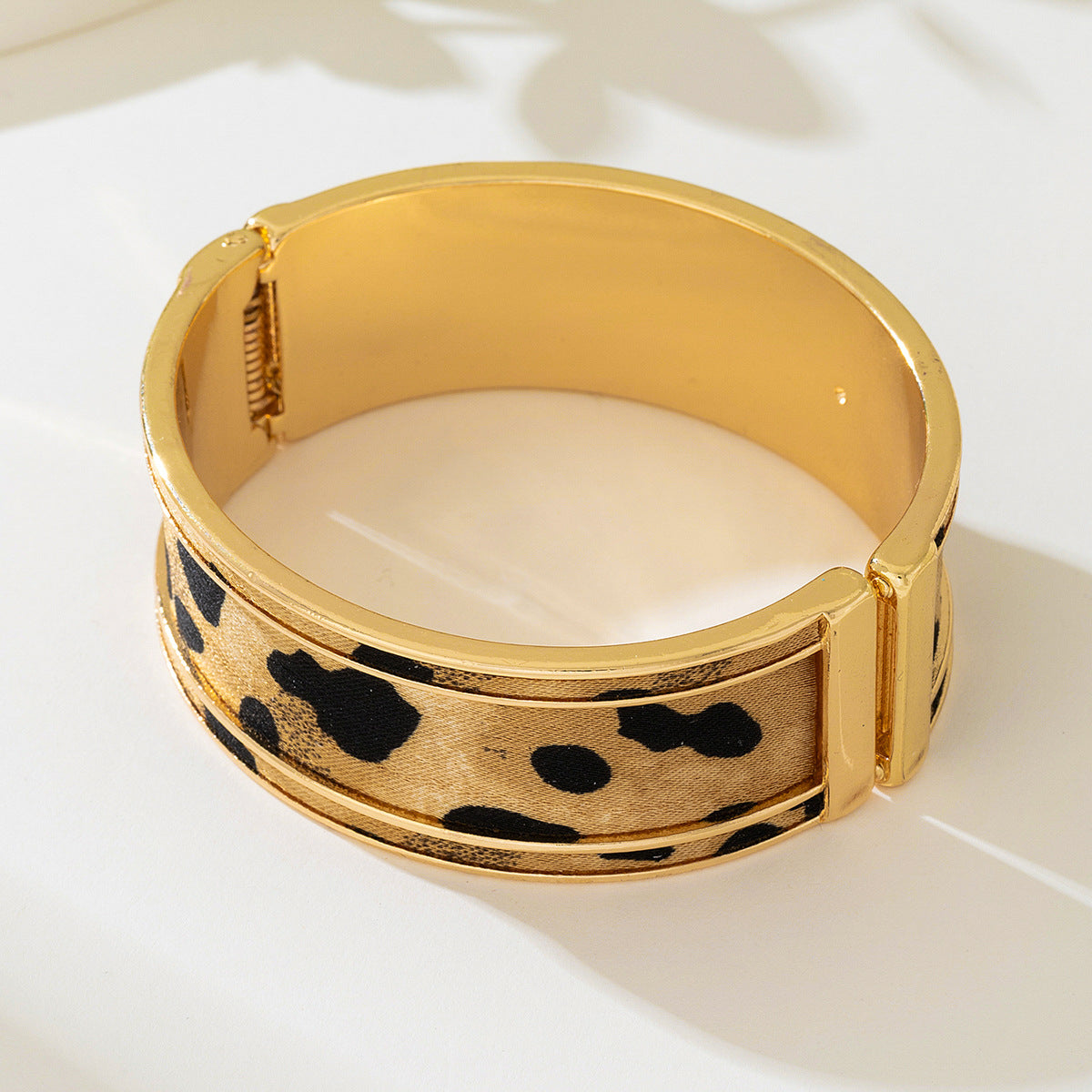 Planderful Vienna Verve Bracelet Ring Set – Retro High-End Fashion Design