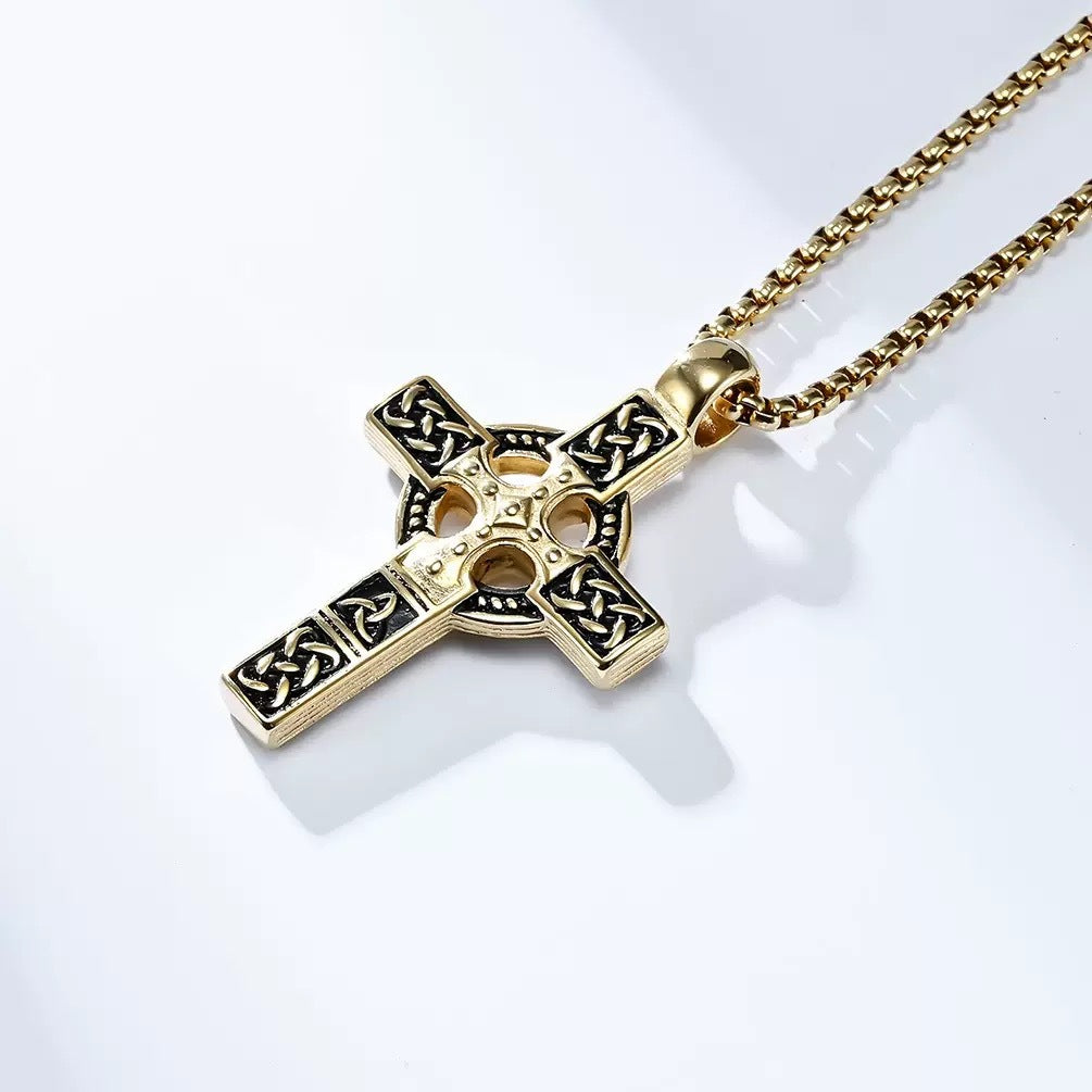 Planderful Celtic Knot Cross Pendant Necklace Unisex Durable Steel For Modern Elegance Gift