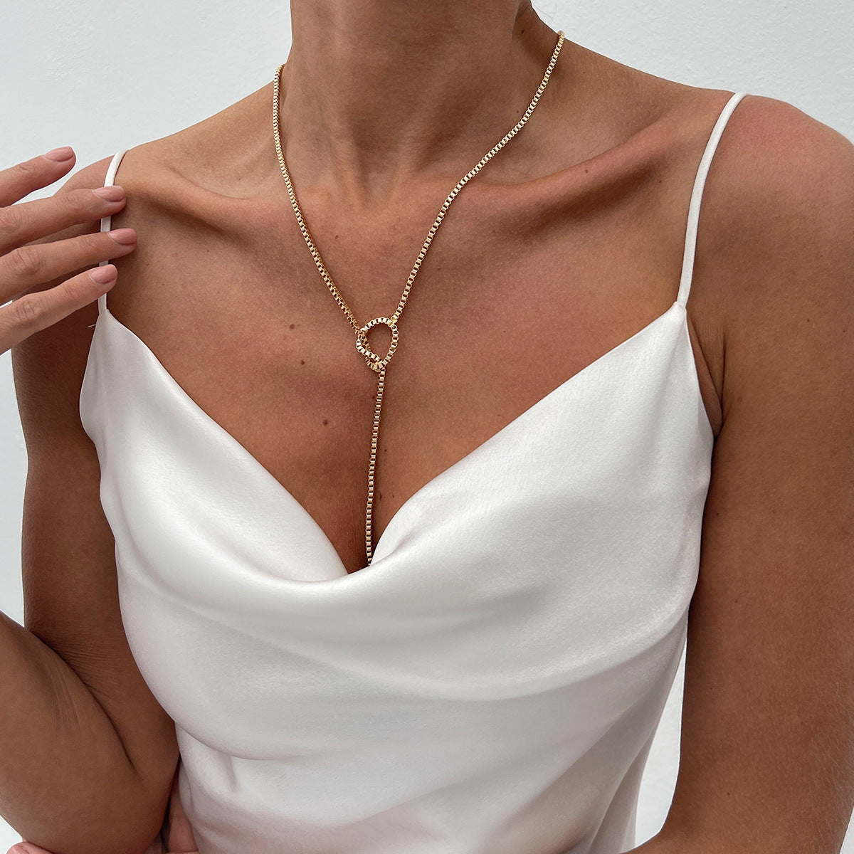 Planderful Vienna Verve Necklace – Elegant Y-Shaped Fringed Design