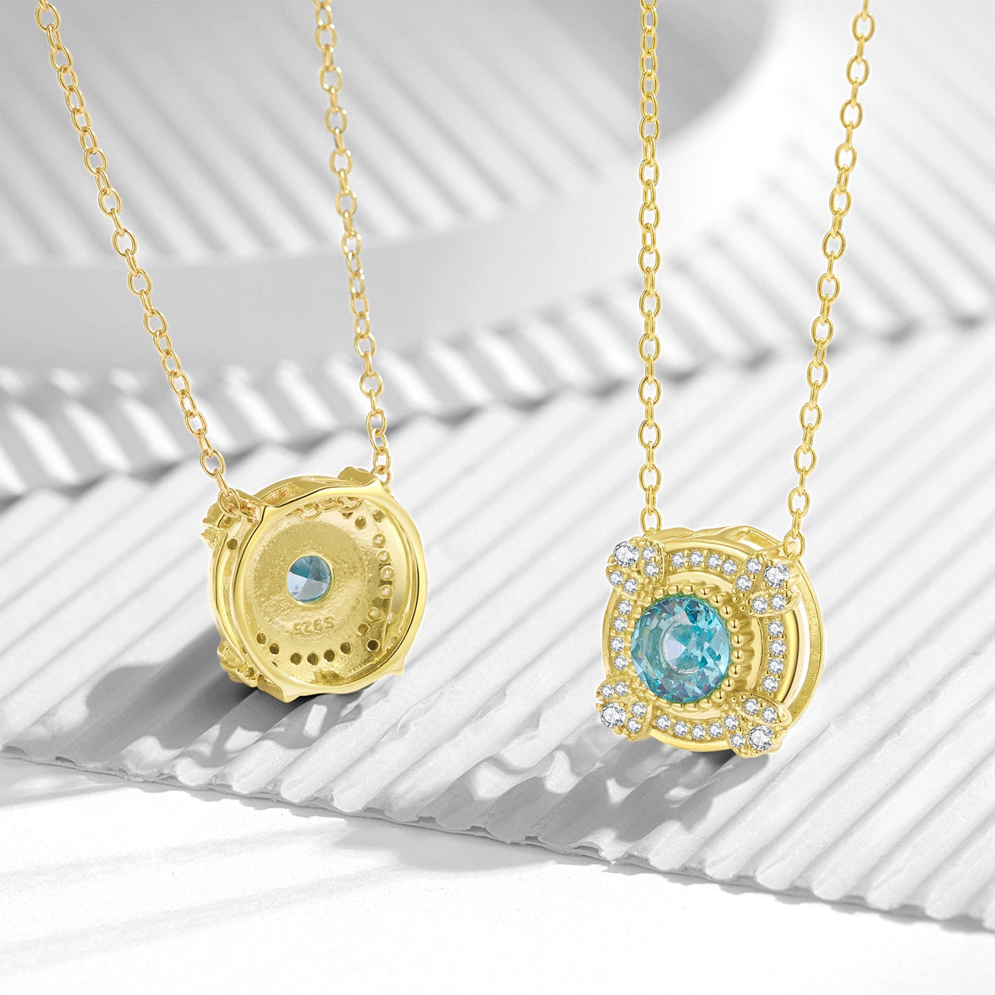 Planderful Everyday Genie Necklace – Original and Creative Retro Style Jewelry