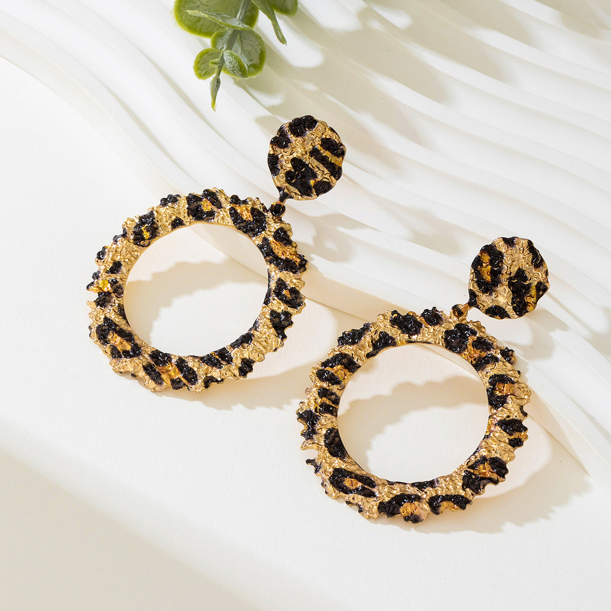 Planderful Vienna Verve Earrings – Exaggerated Metal Geometric Design