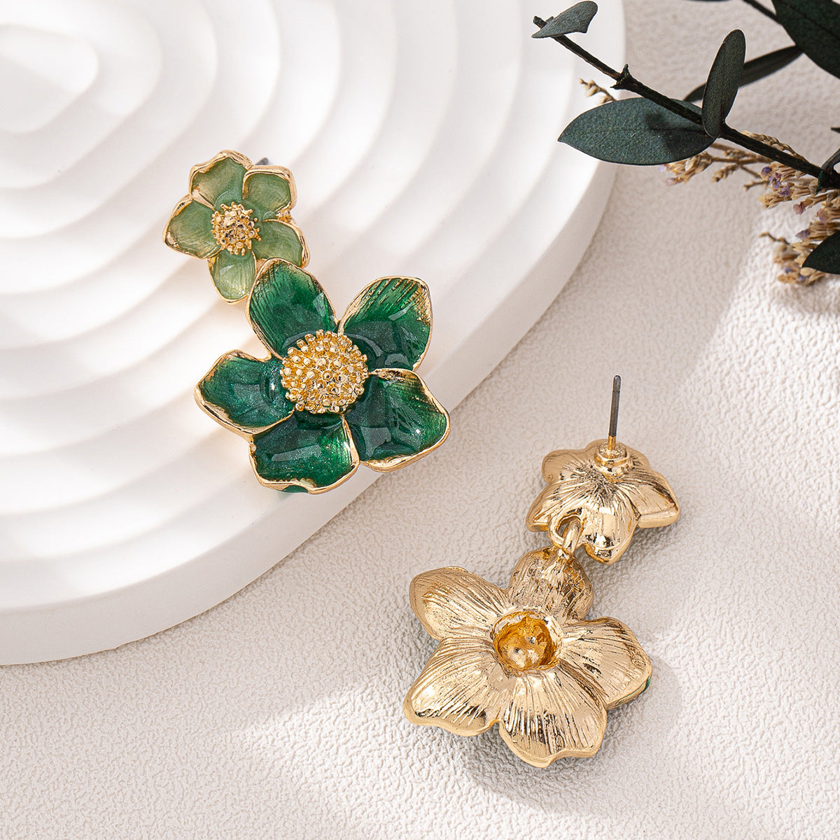 Planderful Vienna Verve Earrings – Simple and Sweet Everyday Accessories