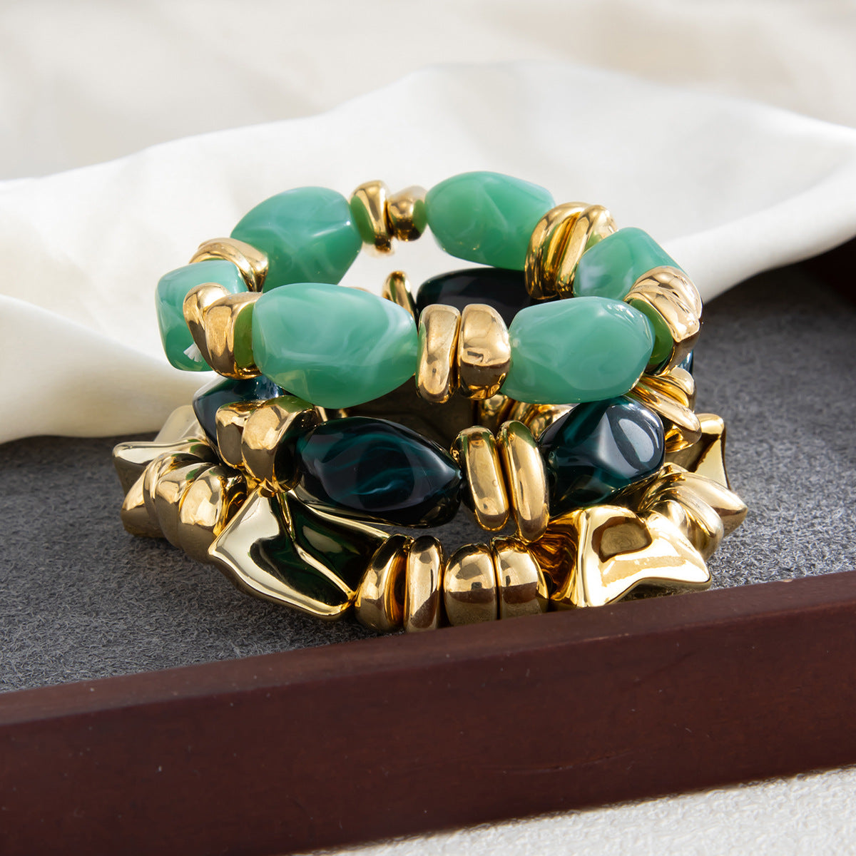 Amber Beaded Stacked Bracelet Knock Pattern Smudge Elastic Bracelet