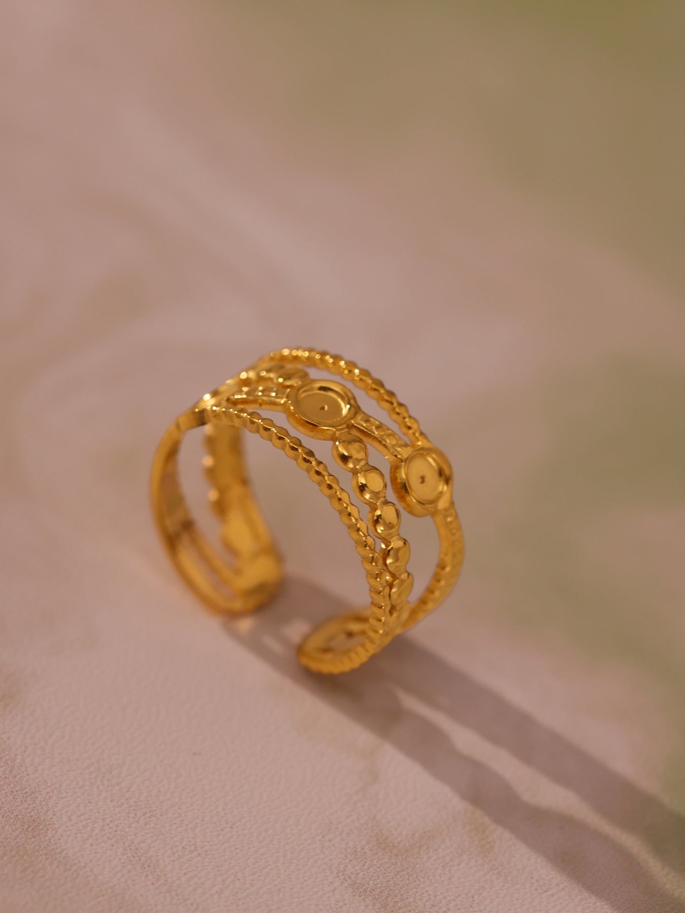 Planderful 18K Gold Plated Geometric Flower Ring For Women