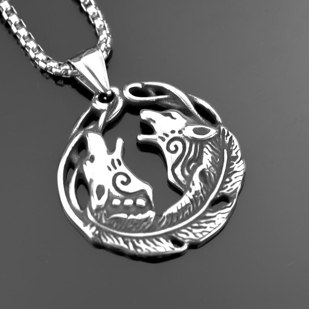 Retro Stainless Steel Men's Pendant Double Wolf Head Necklace