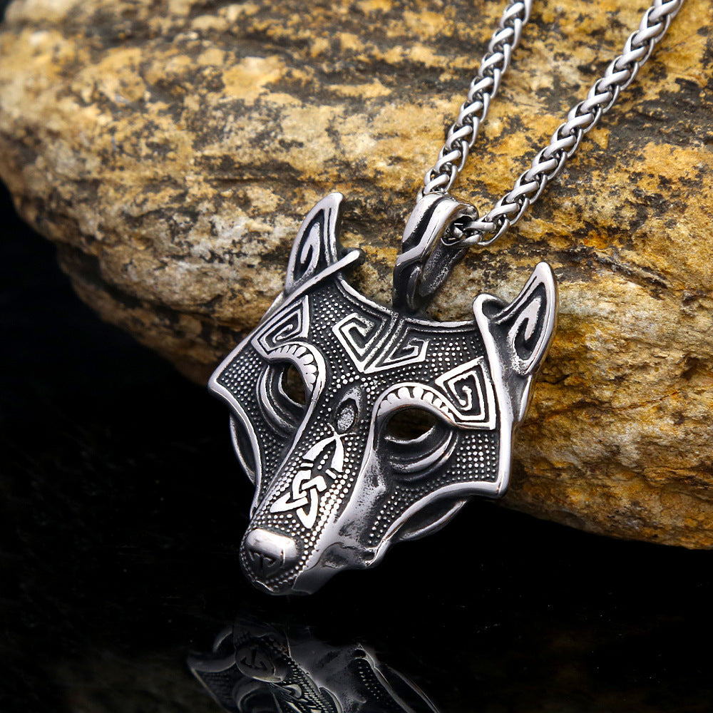 Men's Retro Titanium Steel Fox Pendant Necklace for Style