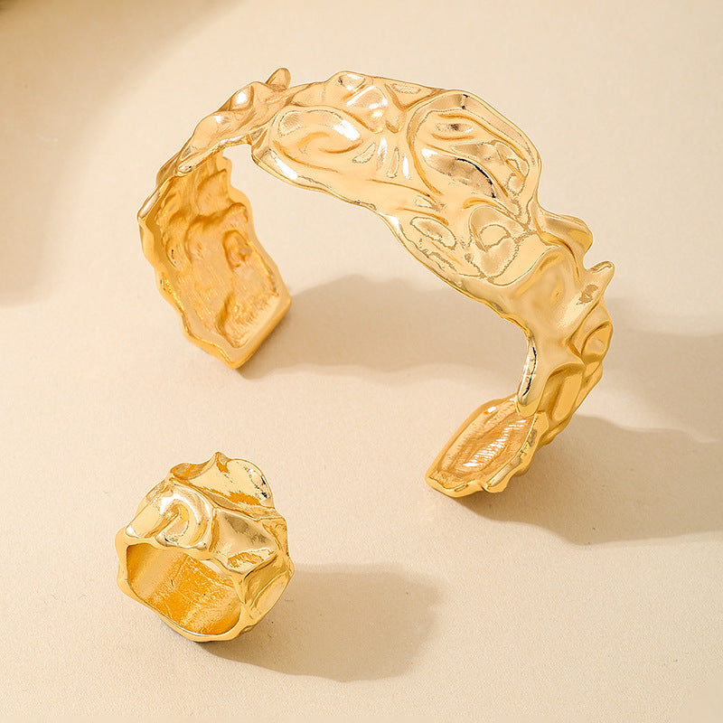 Retro Metal Lava Bracelet Ring Set for Fashionable Women