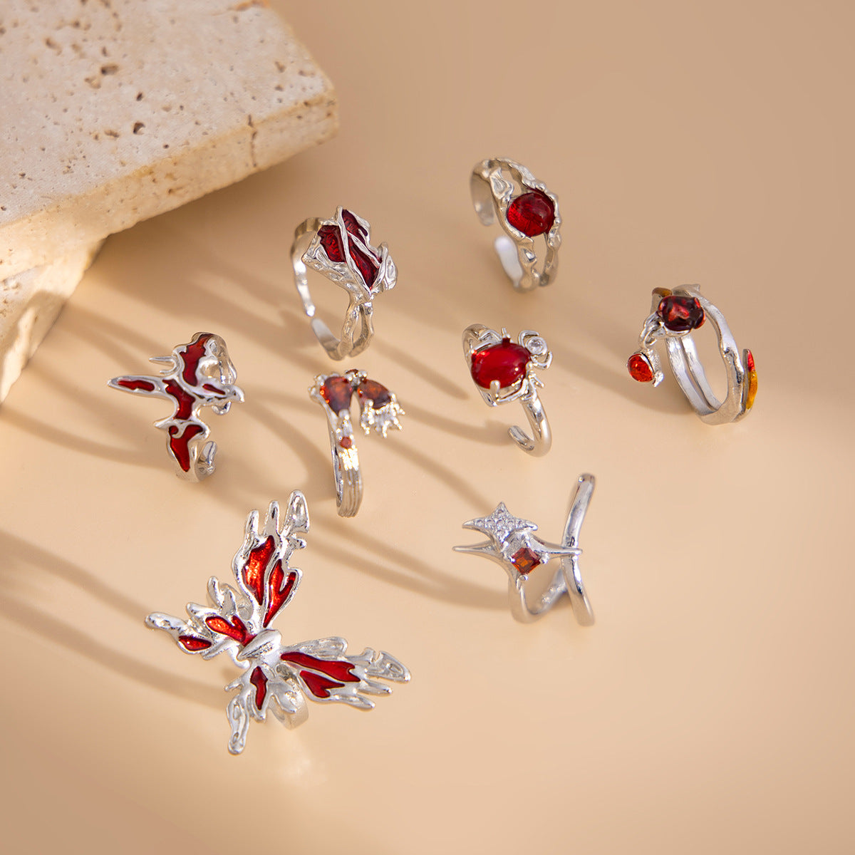 Planderful Vienna Verve Butterfly Ring – Irregular Fold Oil Drip Design